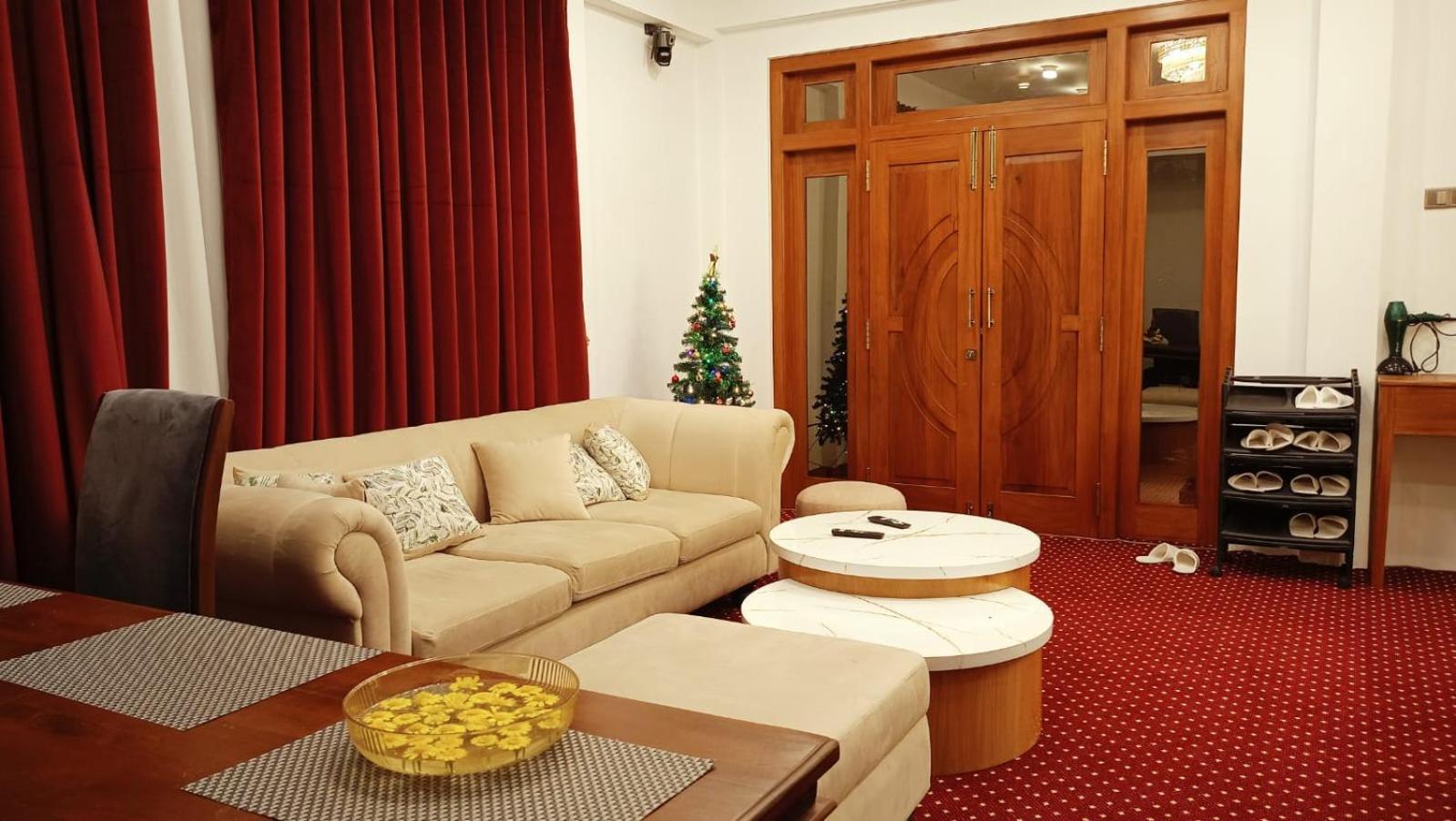 Golden Mist Hotel Nuwara Eliya Exterior photo
